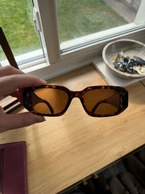 DH Gate Prada Sunglasses